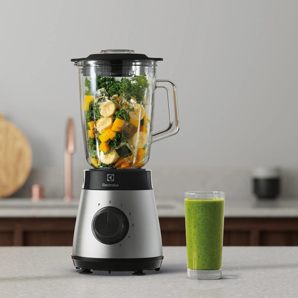 Blenders on credit